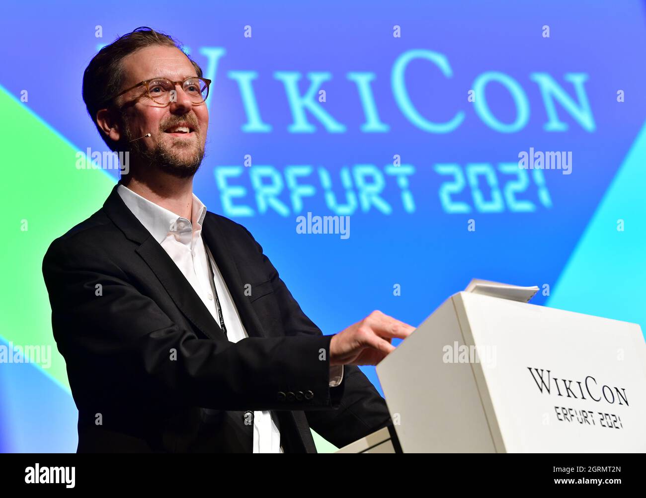 Erfurt, Germany. 01st Oct, 2021. Christian Humborg, Executive Director of Wikimedia Deutschland, speaks to the participants of the annual conference WikiCon in the Kaisersaal. This is where Wikipedia's German-speaking volunteer community will meet from October 1 to 3, 2021, to work on current issues and strategic questions about wiki projects. Credit: Martin Schutt/dpa-Zentralbild/dpa/Alamy Live News Stock Photo