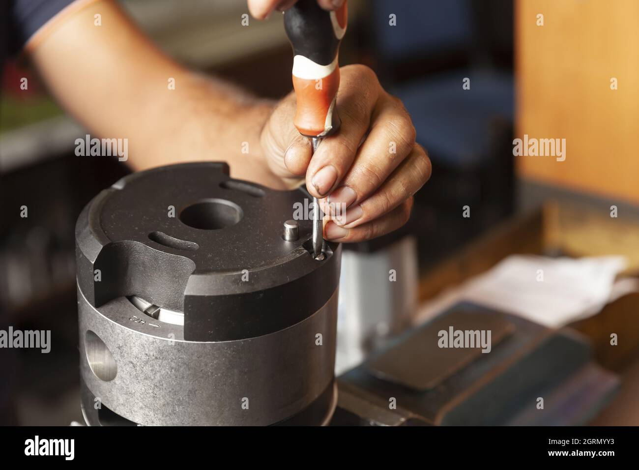 hydraulic repair pumps in the workshop Stock Photo