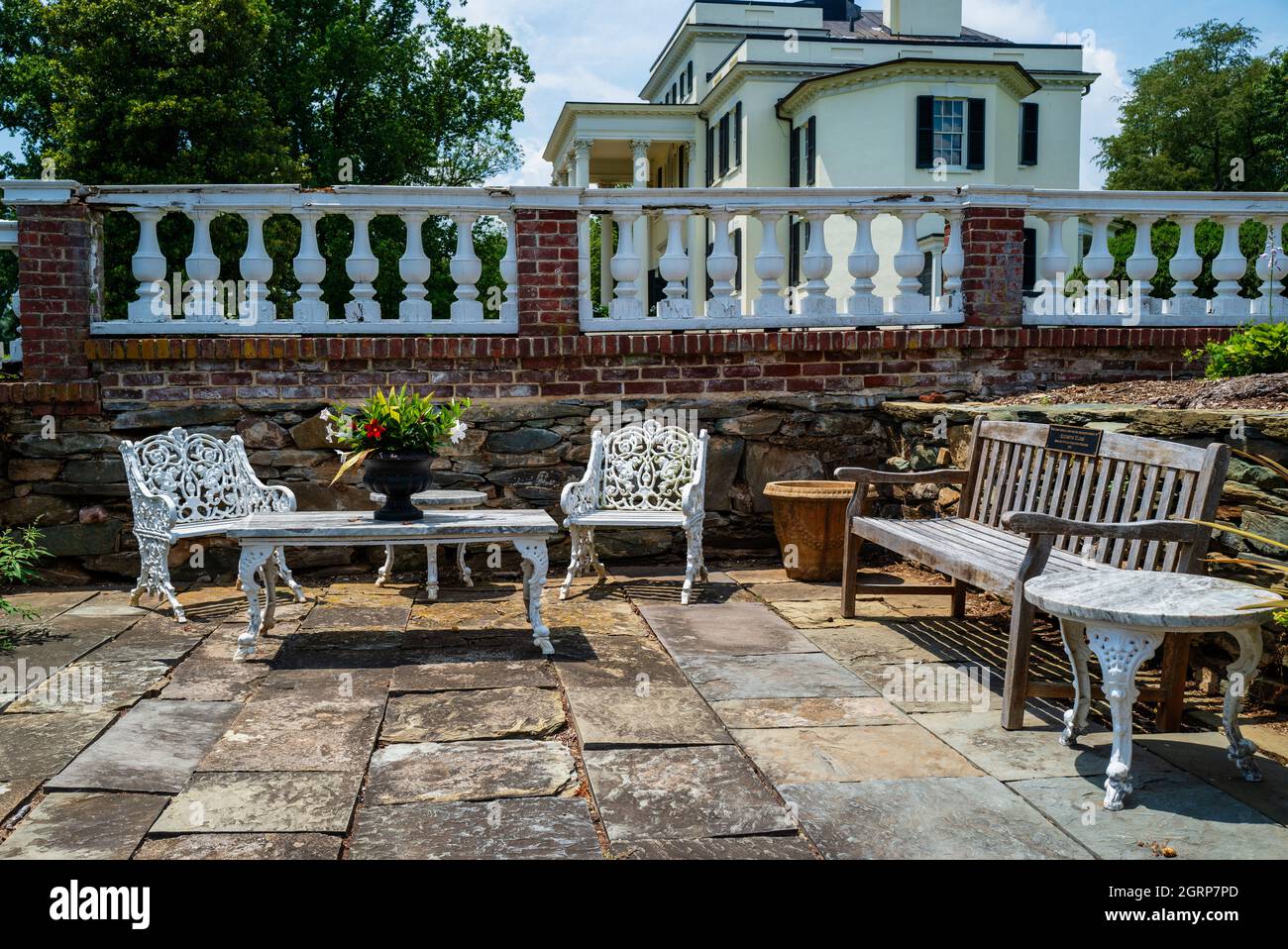 Leesburg, VA, USA -- July 9, 2021. A photo of an outdoor patio in Oatlands; the mansion is in the background. Stock Photo