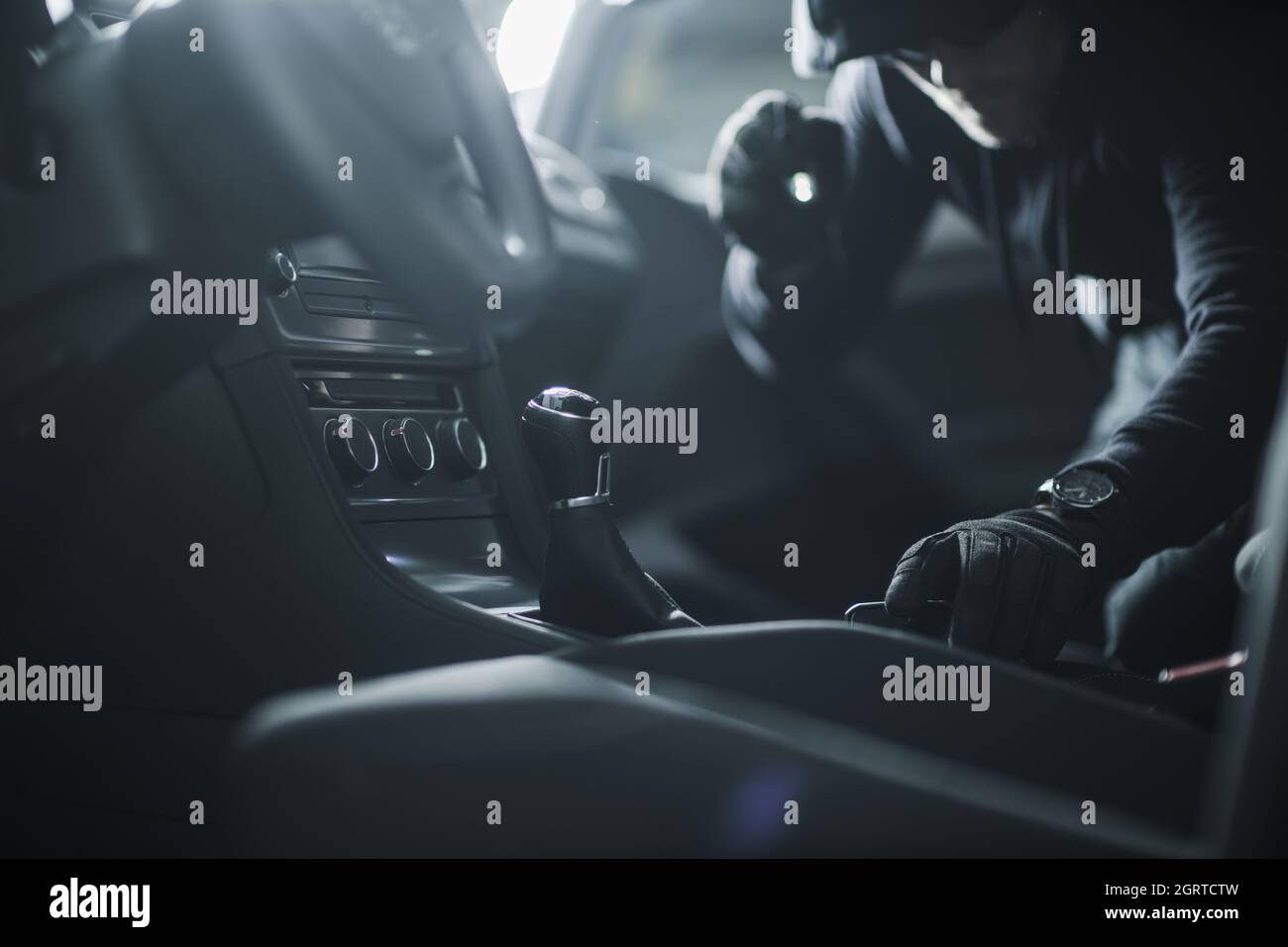 Car Jacking Crime Hi-res Stock Photography And Images - Alamy