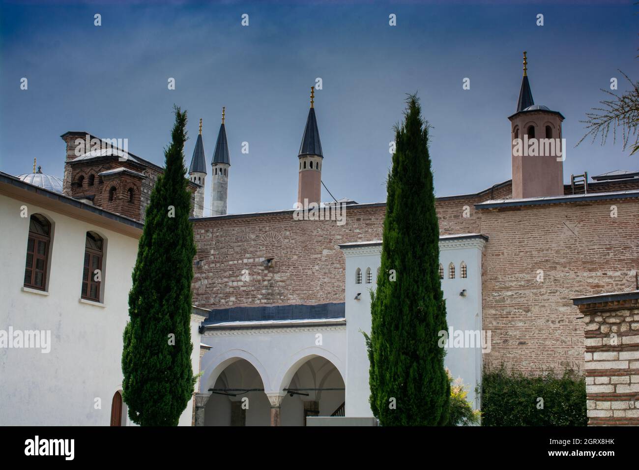 Exterior view of the Topkapi Palace in Istanbul, Turkey Stock Photo - Alamy
