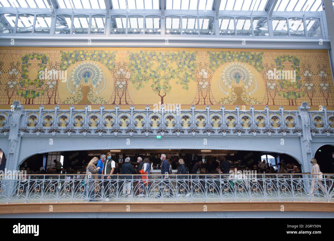 Paris, France, 1 October 2021: The Samaritaine department store has reopened after a long refurbishment which has preserved many of it's art deco and art nouveau features. The building now includes a hotel, the Cheval Blanc, and several spaces for eating and drinking, most notably under the glass roof surrounded by murals of peacocks. On the ground floor the 'Boutique de Loulou' sells gift items while the rest of the store is devoted to luxury designer brands. Anna Watson/Alamy Live News Stock Photo