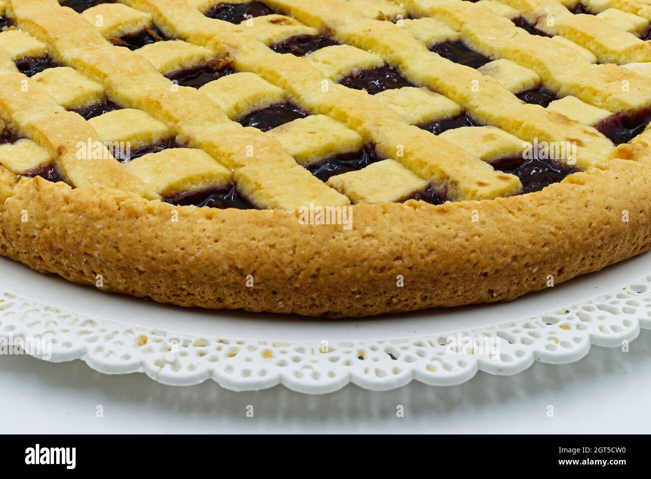 Traditional Italian Crostata. Homemade Tart Close-up Stock Photo - Alamy