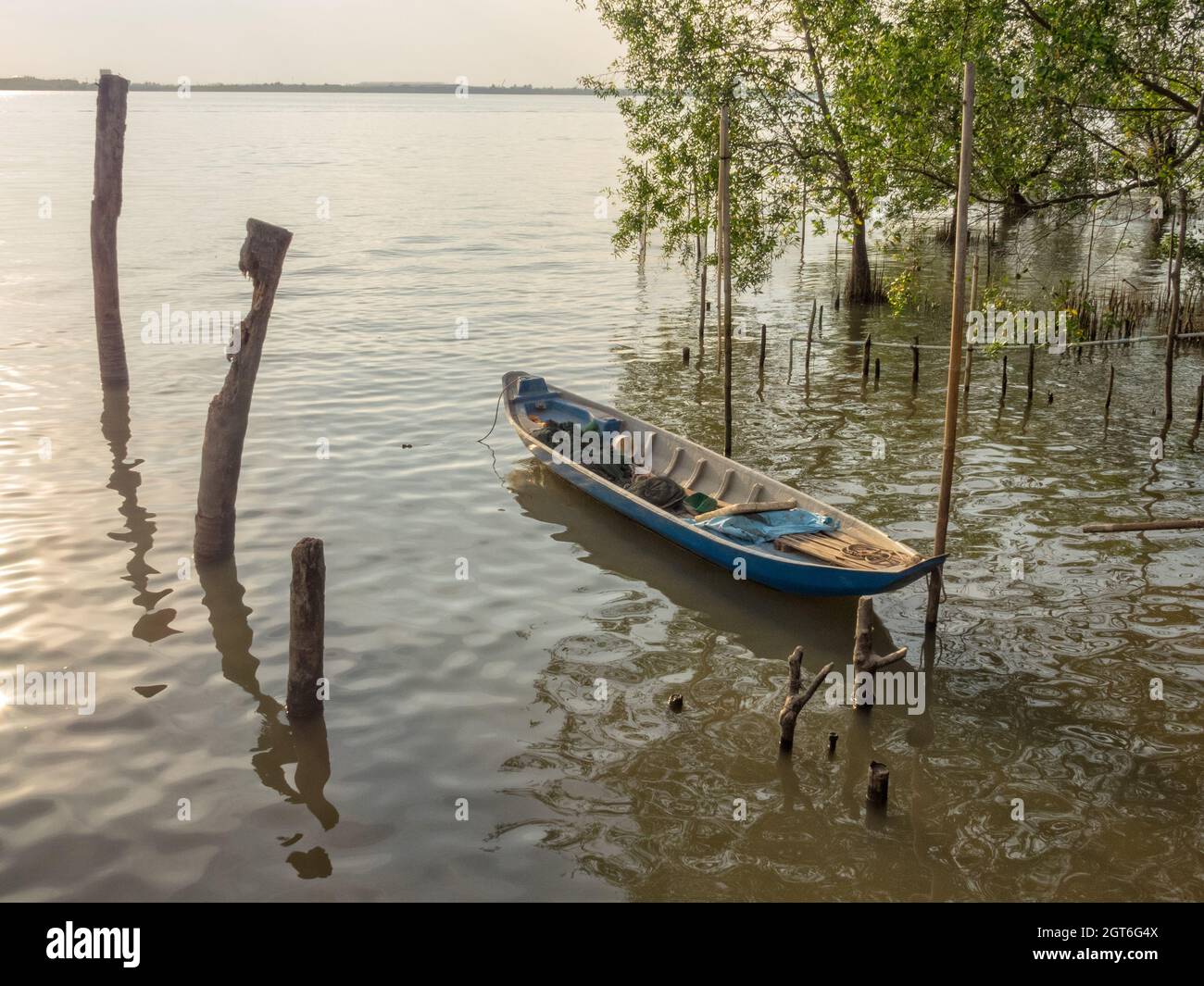 Traditional wooden boat in the Mekong River Delta - Can Tho, Vietnam ...