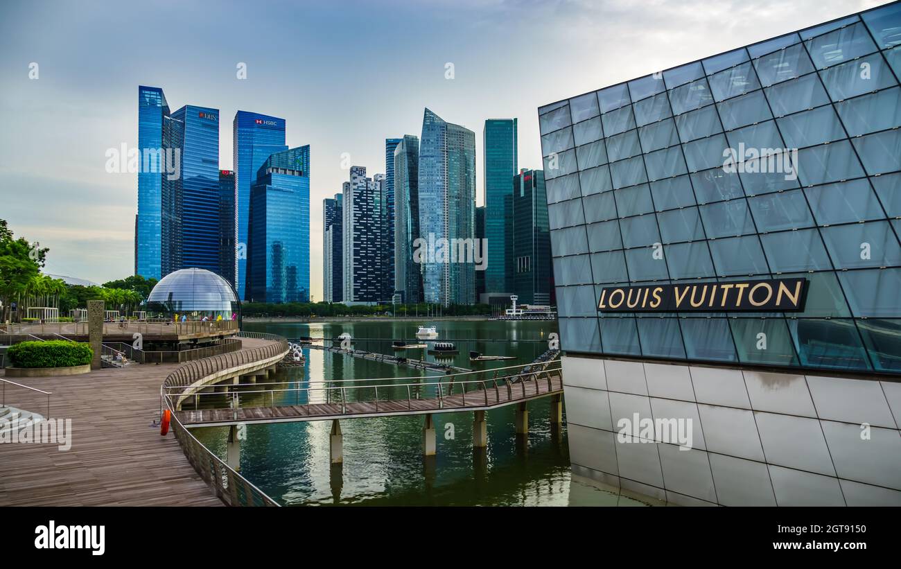 Louis vuitton building singapore hi-res stock photography and