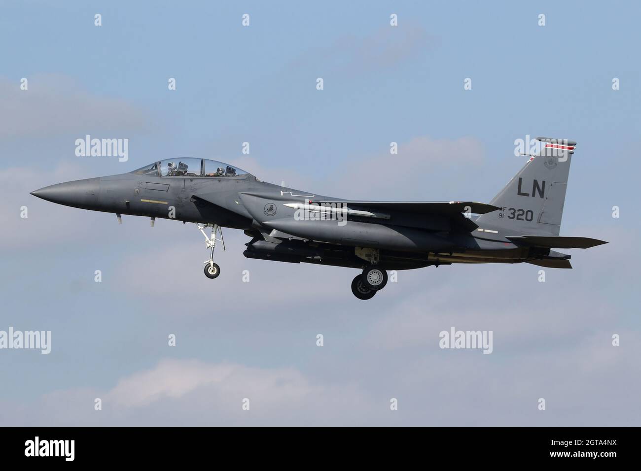 F-15E Strike Eagle from the 494th Fighter Squadron on the approach into RAF Lakenheath. Stock Photo