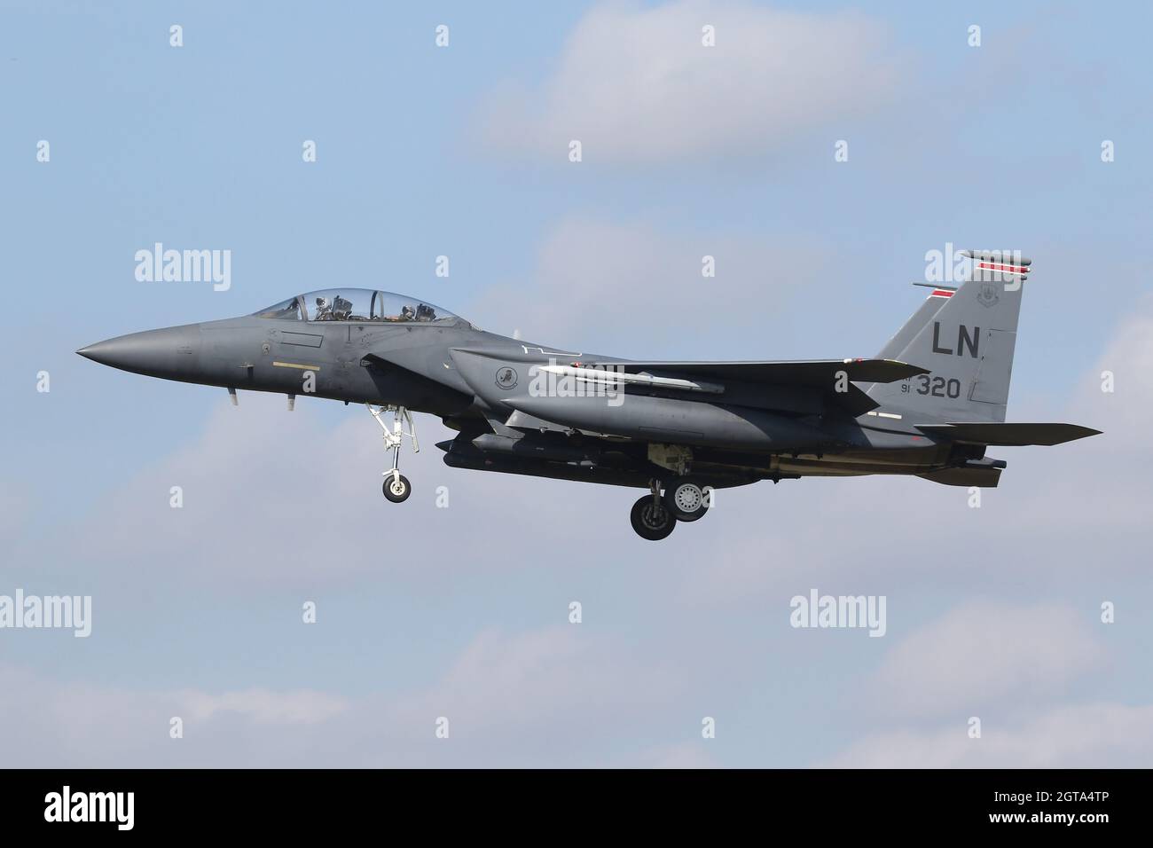 F-15E Strike Eagle from the 494th Fighter Squadron on the approach into RAF Lakenheath. Stock Photo