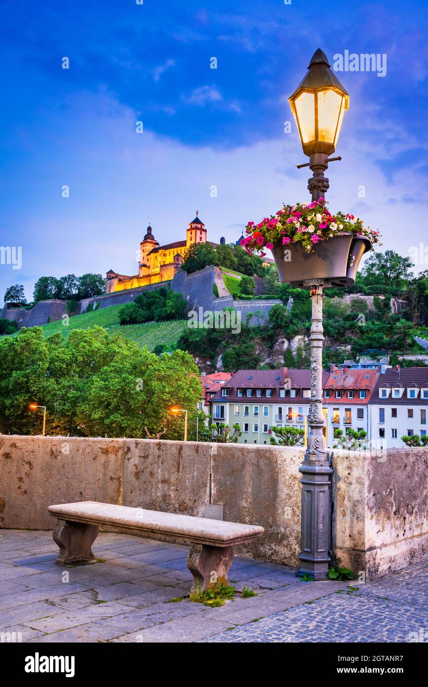 Wurzburg, Germany. Alte Mainbrucke (Old Main Bridge) and beautiful medieval  Marienberg castle, touristic attraction in Bavaria. Stock Photo