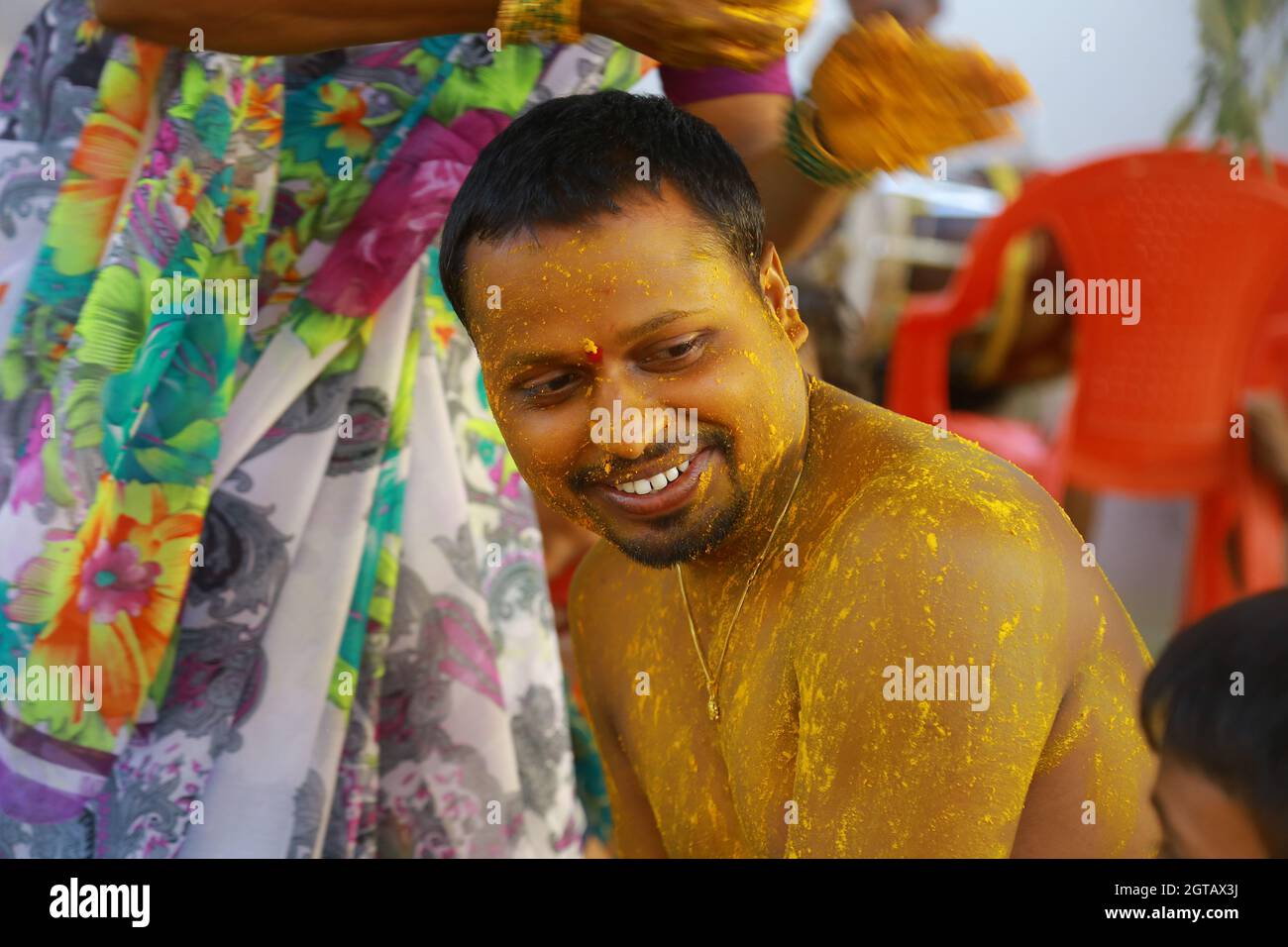 Splattered Body Paint High Resolution Stock Photography and Images - Alamy
