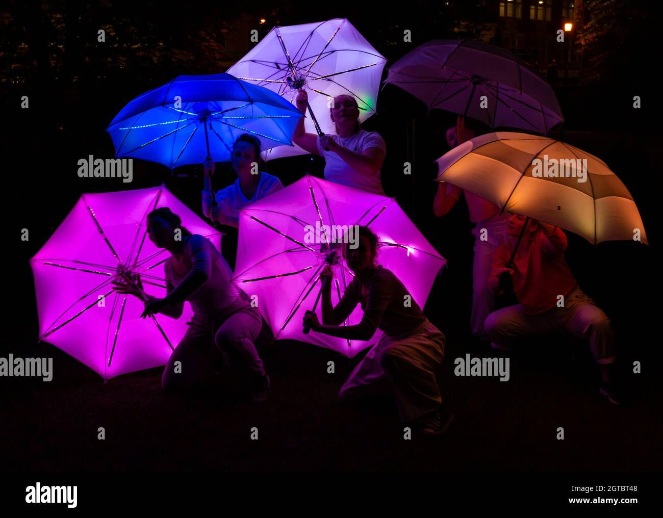 Bournemouth, Dorset UK. 1st October 2021. Thrive features 6 local dance artists who perform with beautiful LED light-up umbrellas as part of the Bournemouth Arts by the Sea Festival with this year's theme of 'Connect'. Pavilion Dance South West, with choreographer Grace Willow & Cirque Bijou present Thrive, a celebration of how we thrive even through the strangest and hardest of times, to celebrate the light in the darkness physically and metaphorically, lift peoples spirits, provide hope and escapism, the idea being conceived during national lockdowns. Credit: Carolyn Jenkins/Alamy Live News Stock Photo