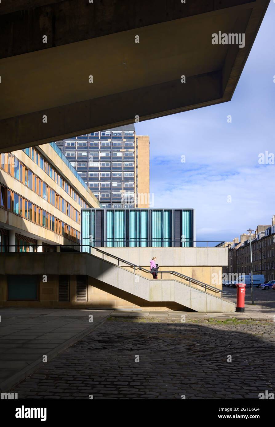 Edinburgh, Scotland, UK - Business school building, Edinburgh University by LDN Architects Stock Photo