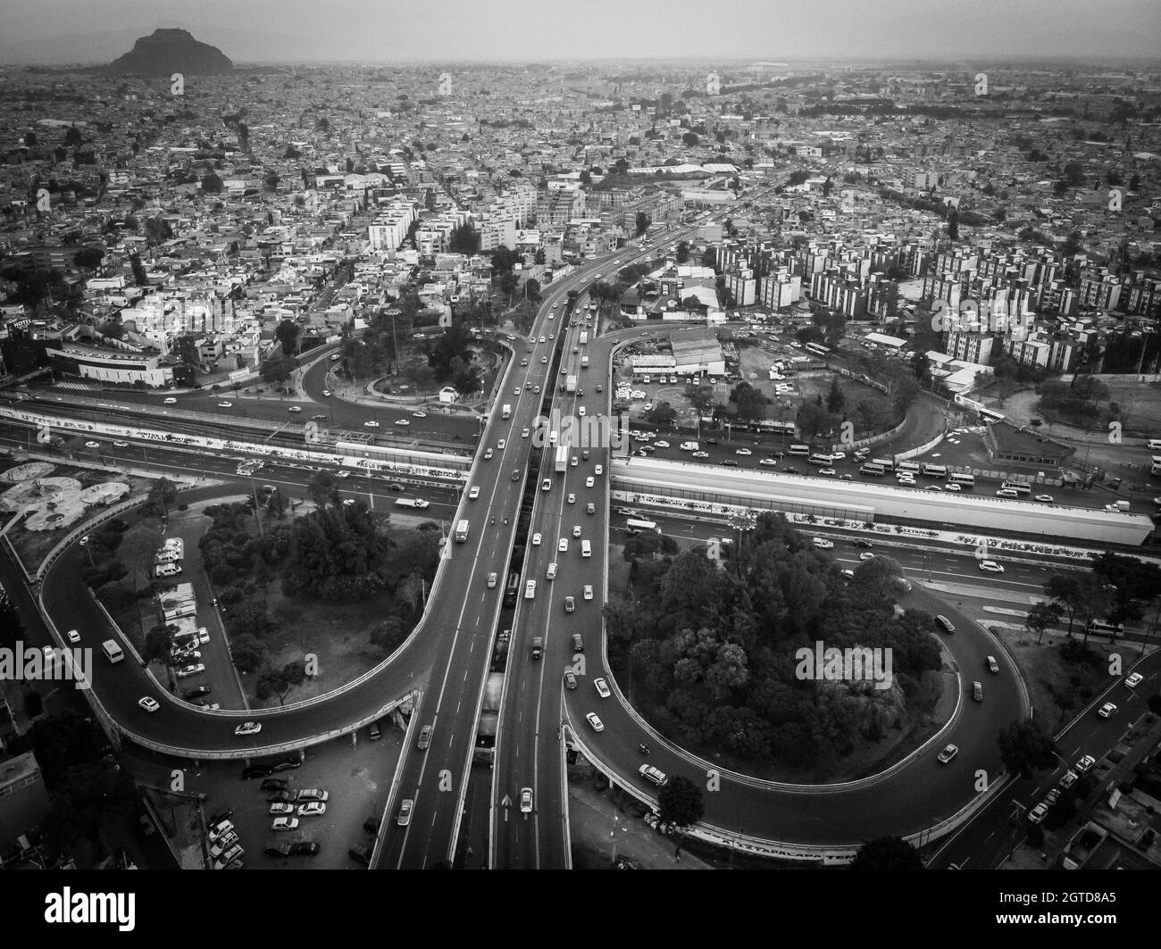 Aerial cars highway Black and White Stock Photos & Images - Alamy