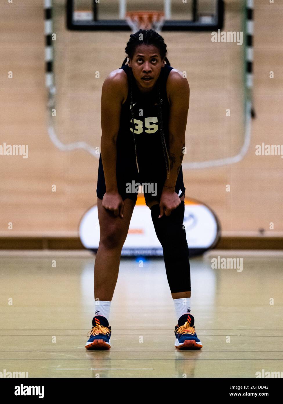 Duesseldorf, Germany. 01st Oct, 2021. Deijah Blanks ( 35 Capitol Bascats )  during the 1. Toyota Damen Basketball Bundesliga game between the Capitol  Bascats Duesseldorf and Herner TC at Wekita Sportarena in