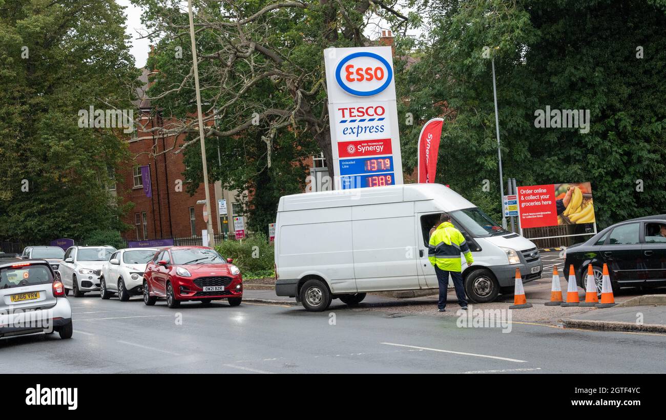 Brentwood, UK. 02nd Oct, 2021. Brentwood Essex 2nd Oct. 2021 Petrol panic continues but with shorter queues and higher prices Esso petrol station  Brentwood Essex Credit: Ian Davidson/Alamy Live News Stock Photo