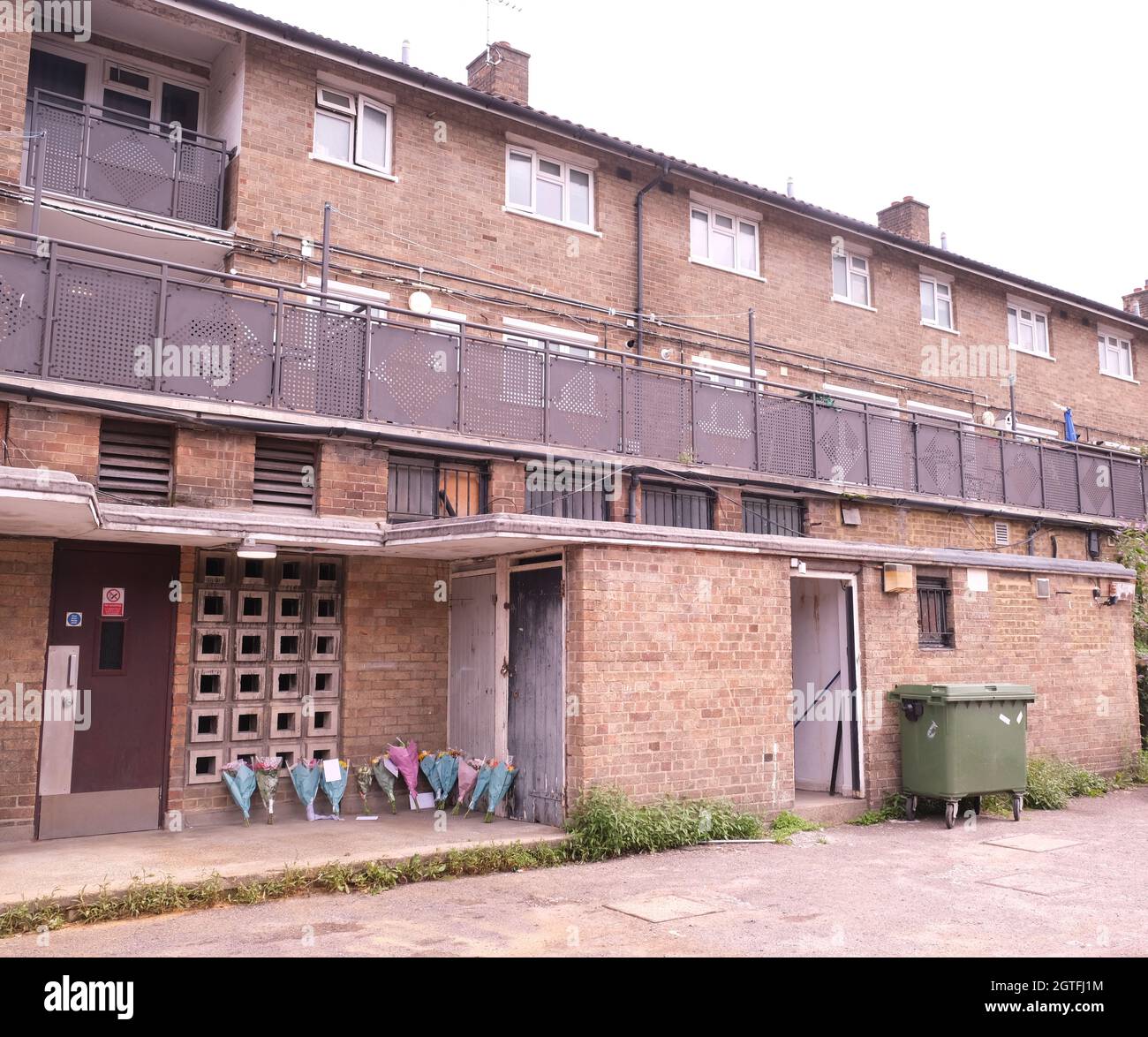 GV's of scene of Jamie Markham's murder in Churchill Terrace, Chingford Mount, London. 12.8.2021 Stock Photo