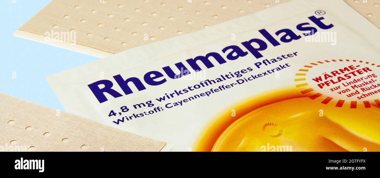 Hamburg, Germany - August 8, 2021: Rheumaplast wirkstoffhaltiges Pflaster  mit Cayennepfeffer Stock Photo - Alamy