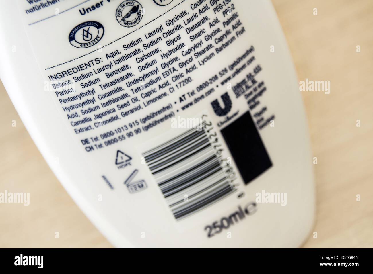 Hamburg, Germany August 10, 2021 Ingredients Dove Shower Gel