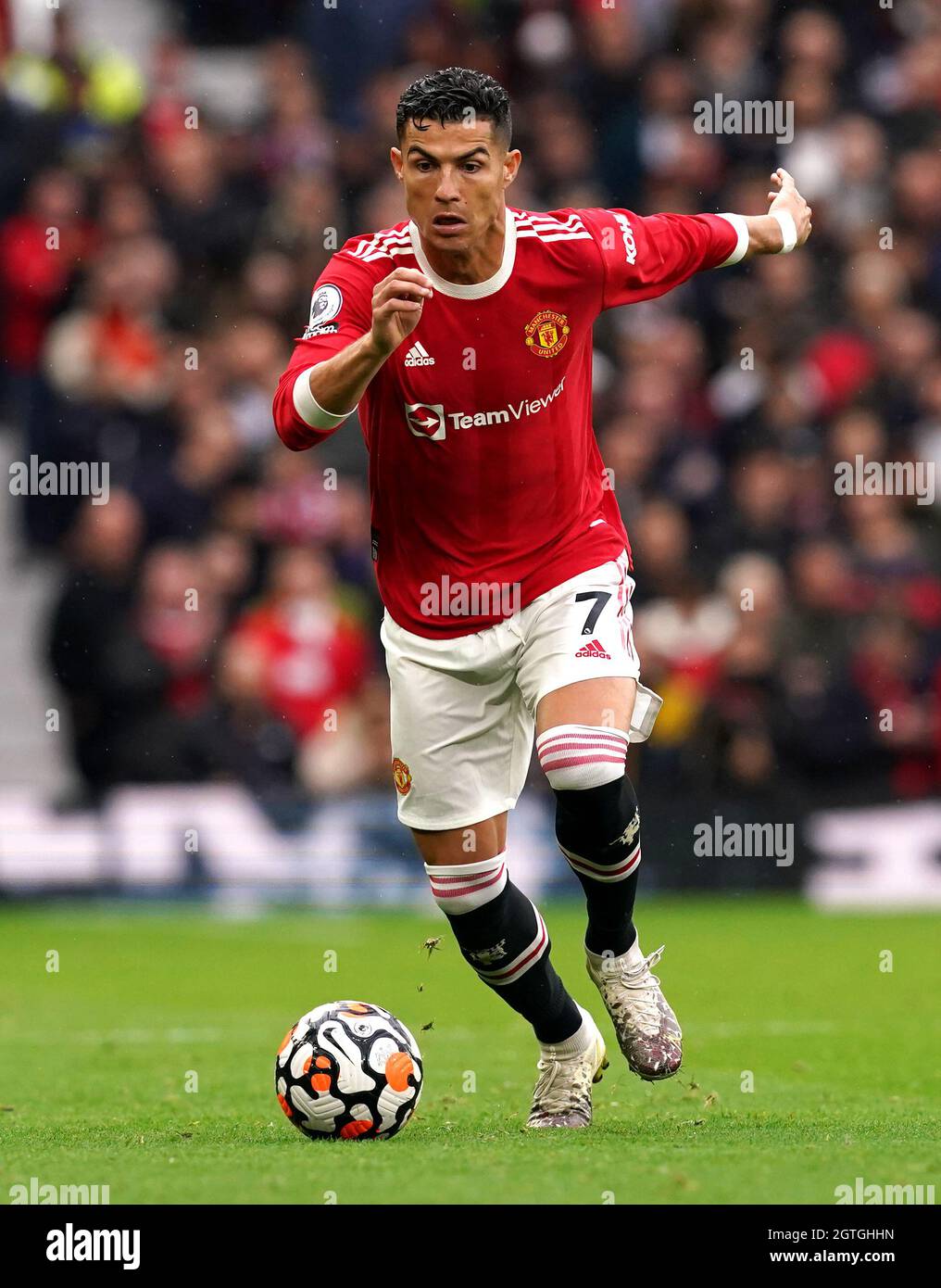 manchester-united-s-cristiano-ronaldo-in-action-during-the-premier