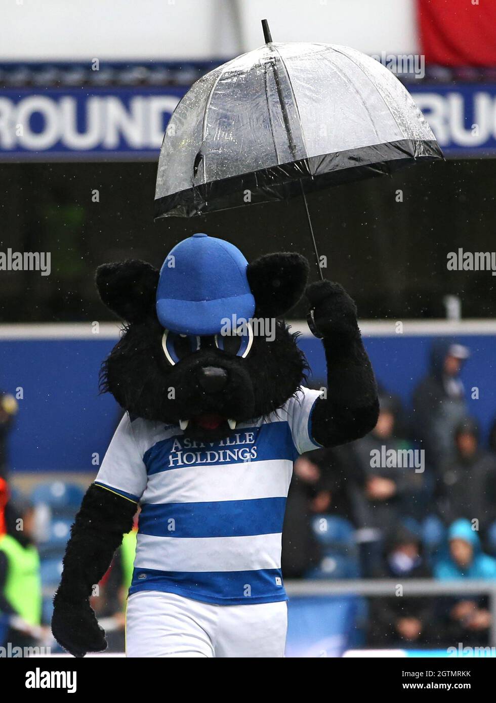 Queens park rangers mascot spark hi-res stock photography