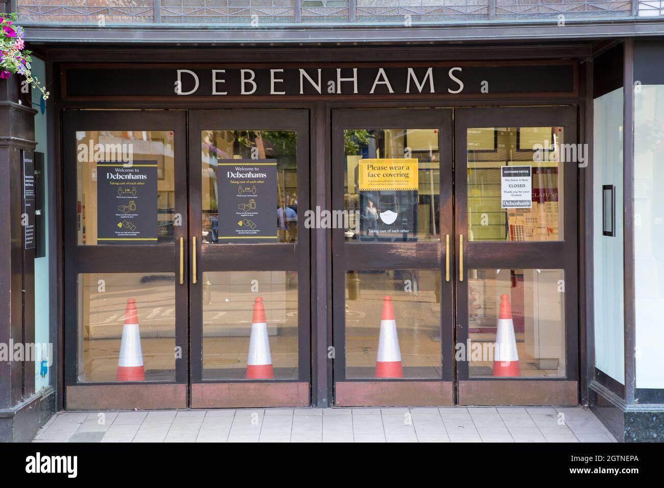 Debenhams branch closed down after it went out of business in 2021 Stock Photo