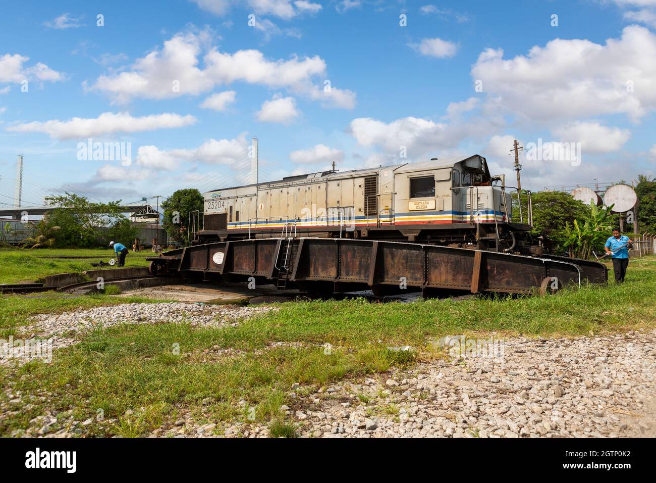 KTM 25 Class Locomotive 25204 Mutiara on a revolving turntable located in Penang Malaysia. Made in Carlisle UK in 1927 by Cowans Sheldon and Co Ltd. Stock Photo