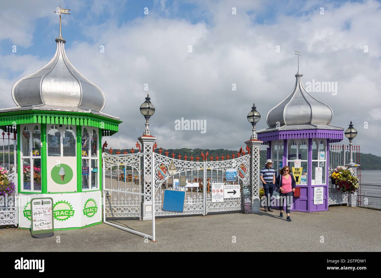 Entrance to Bognor Garth Pier, Garth Road, Bangor, Gwynedd, Wales, United Kingdom Stock Photo