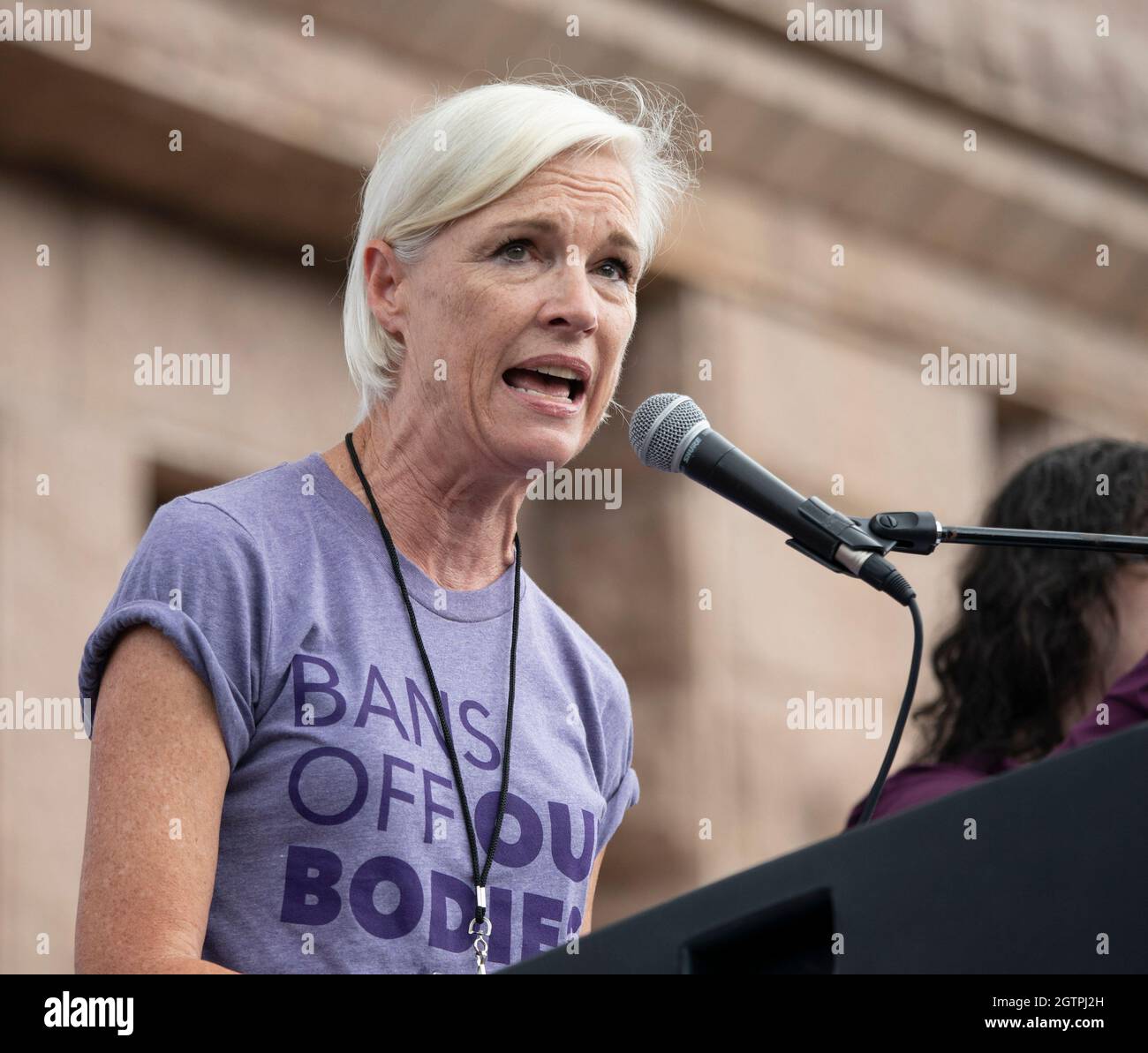Austin Texas USA, Oct. 2 2021: Former director of Planned parenthood, CECILE RICHARDS, wraps up the rally as several thousand Texas women rally at the Capitol south steps to protest recent Texas laws passed restricting women's right to abortion. A restrictive Texas abortion law makes it a crime to have an abortion after six weeks in most cases. Credit: Bob Daemmrich/Alamy Live News Stock Photo