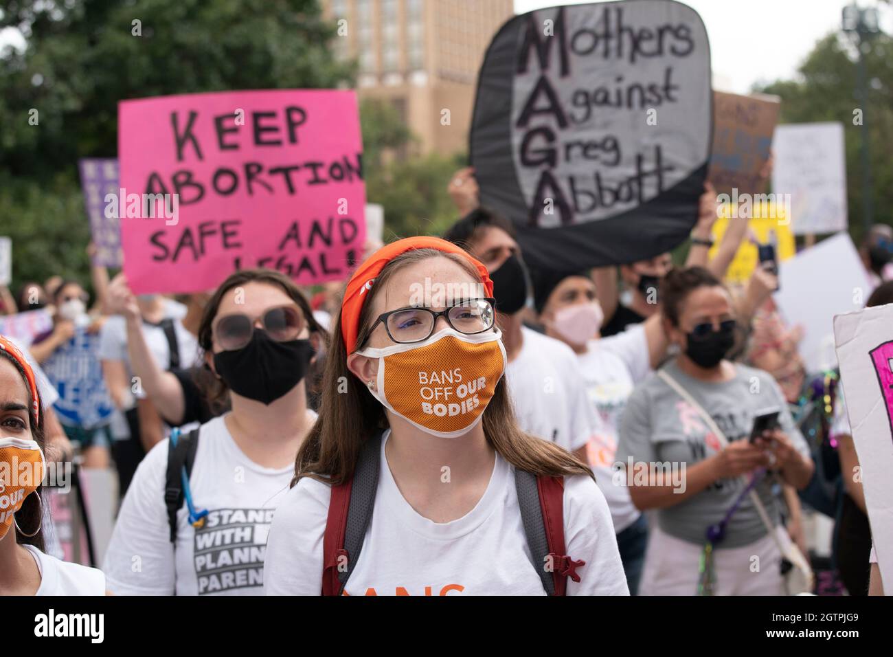 Austin, Texas USA, October 2 2021: Several thousand Texas women rally at the Capitol south steps to protest recent Texas laws passed restricting women's right to abortion. A restrictive Texas abortion law makes it a crime to have an abortion after six weeks in most cases. Credit: Bob Daemmrich/Alamy Live News Stock Photo