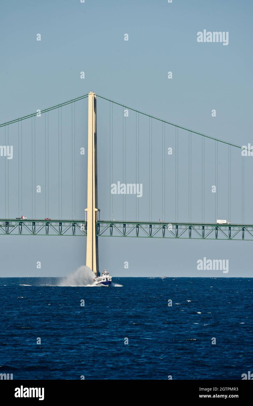 Star Lines Ferry fishtailing toward Mackinac Island, with Mackinac
