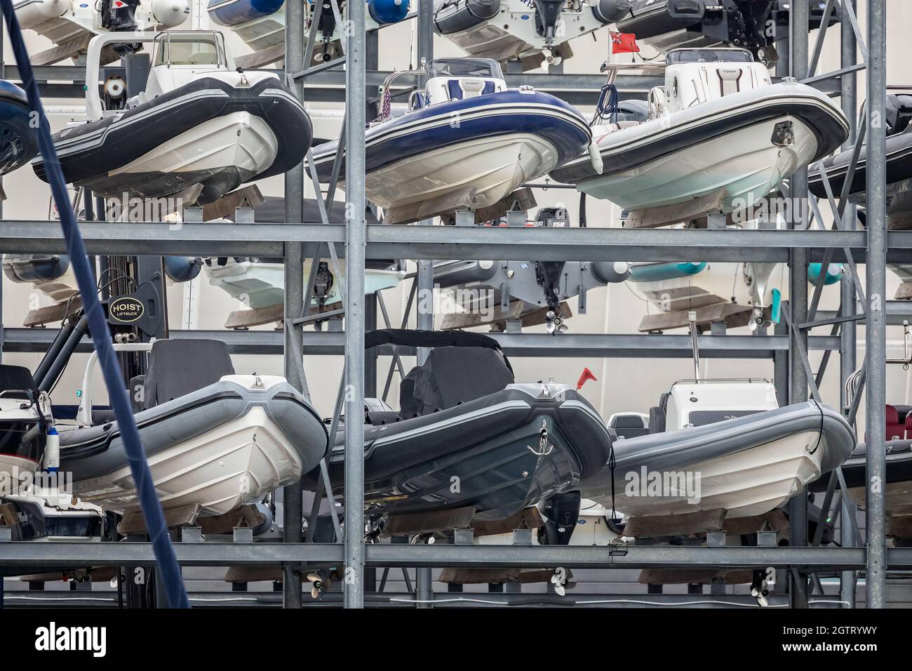 Rack of speedboats hi-res stock photography and images - Alamy