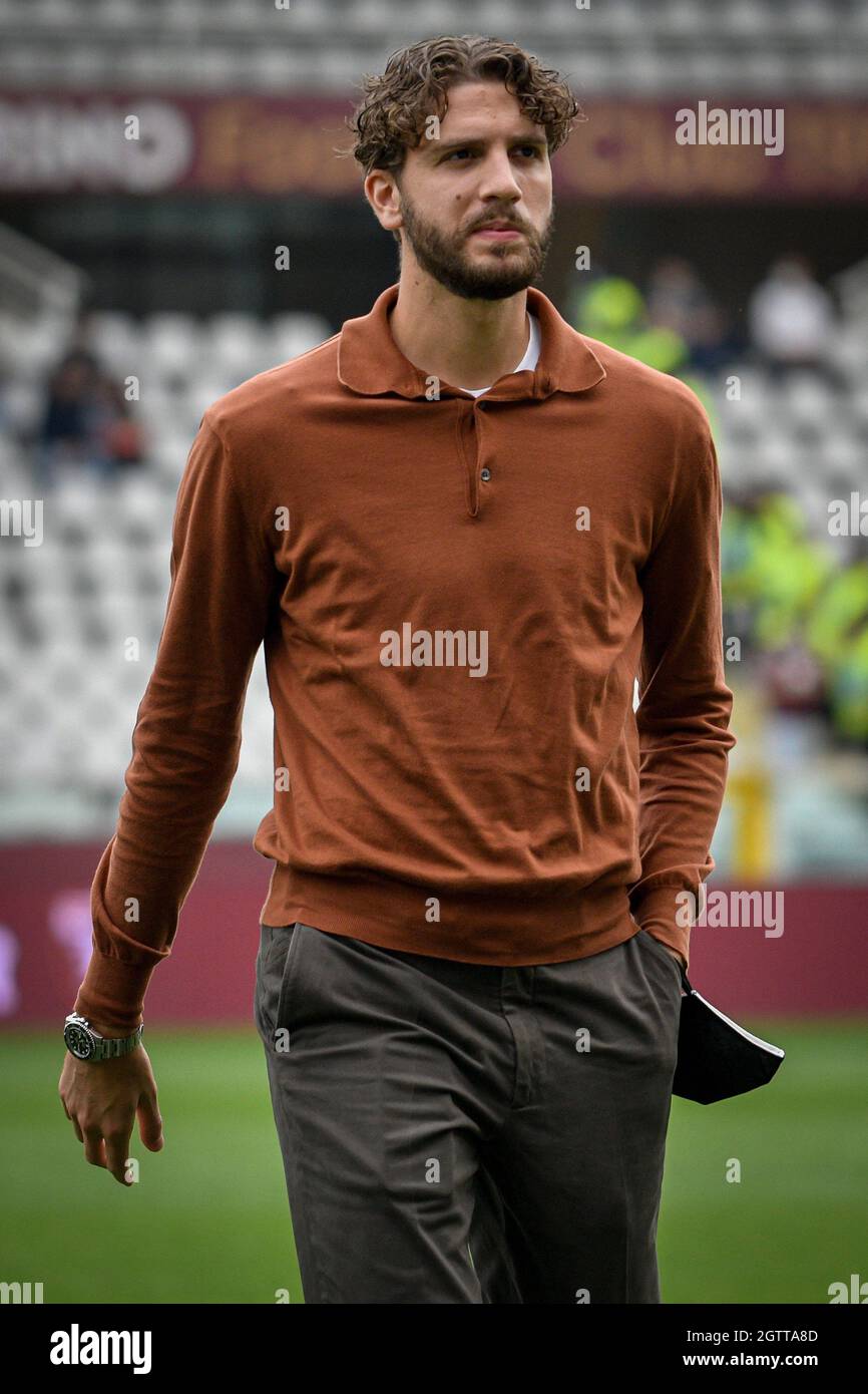 Turin, Italy. 02nd Oct, 2021. Turin. Pre-match of the Serie A Tim 2021/2022 League match. Turin vs Juventus. Stadio Olimpico Grande Torino In the photo: Manuel Locatelli The Juventus players are wearing the Loropiana uniform Credit: Independent Photo Agency/Alamy Live News Stock Photo
