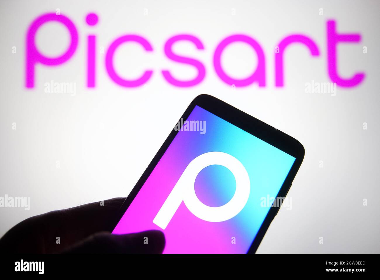 Ukraine. 02nd Oct, 2021. In this photo illustration a Picsart logo is seen on a smartphone and a pc screen. Credit: SOPA Images Limited/Alamy Live News Stock Photo