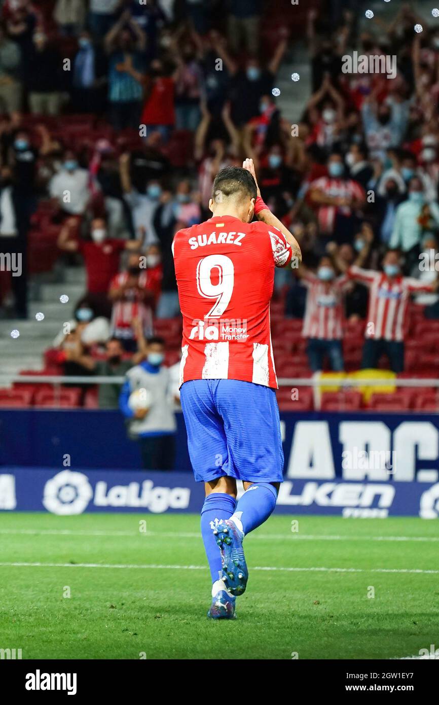 Madrid Spain 02nd Oct 21 Luis Suarez Seen Apologizing For Scoring A Goal During La Liga Santander 21 22 Match Between Atletico De Madrid And Fc Barcelona At Wanda Metropolitano Stadium Final Score