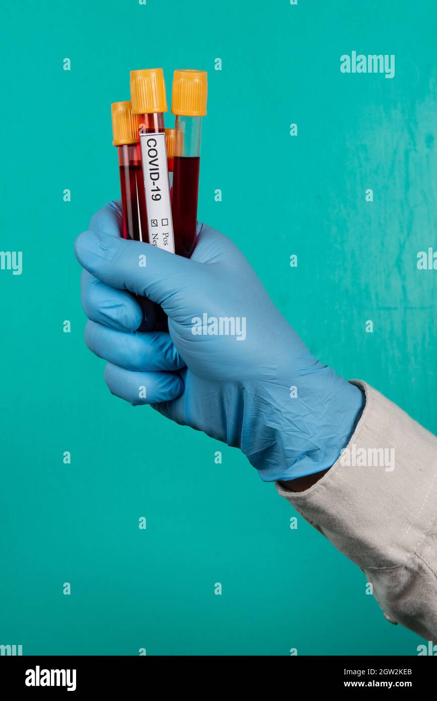 Vacuum tube medical hires stock photography and images Alamy