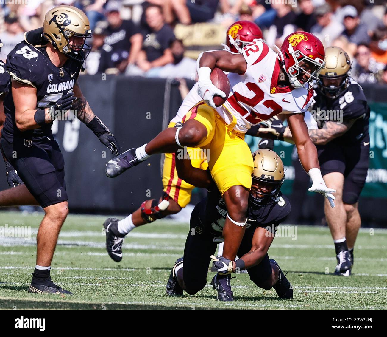 Boulder, CO, USA. 02nd Oct, 2021. Colorado Buffaloes safety Mark Perry (5) tackles USC Trojans wide receiver Jack Webster (22) by the ankle in the football game between Colorado and USC at Folsom Field in Boulder, CO. Colorado lost 37-14. Derek Regensburger/CSM/Alamy Live News Stock Photo