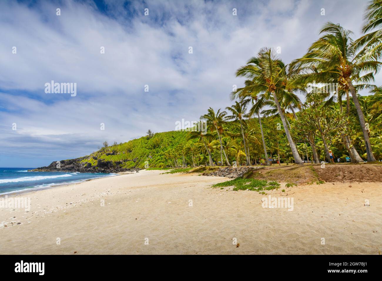 Sunny day with coconut and sand at Grande Anse Beach, Reunion Island Stock Photo Alamy