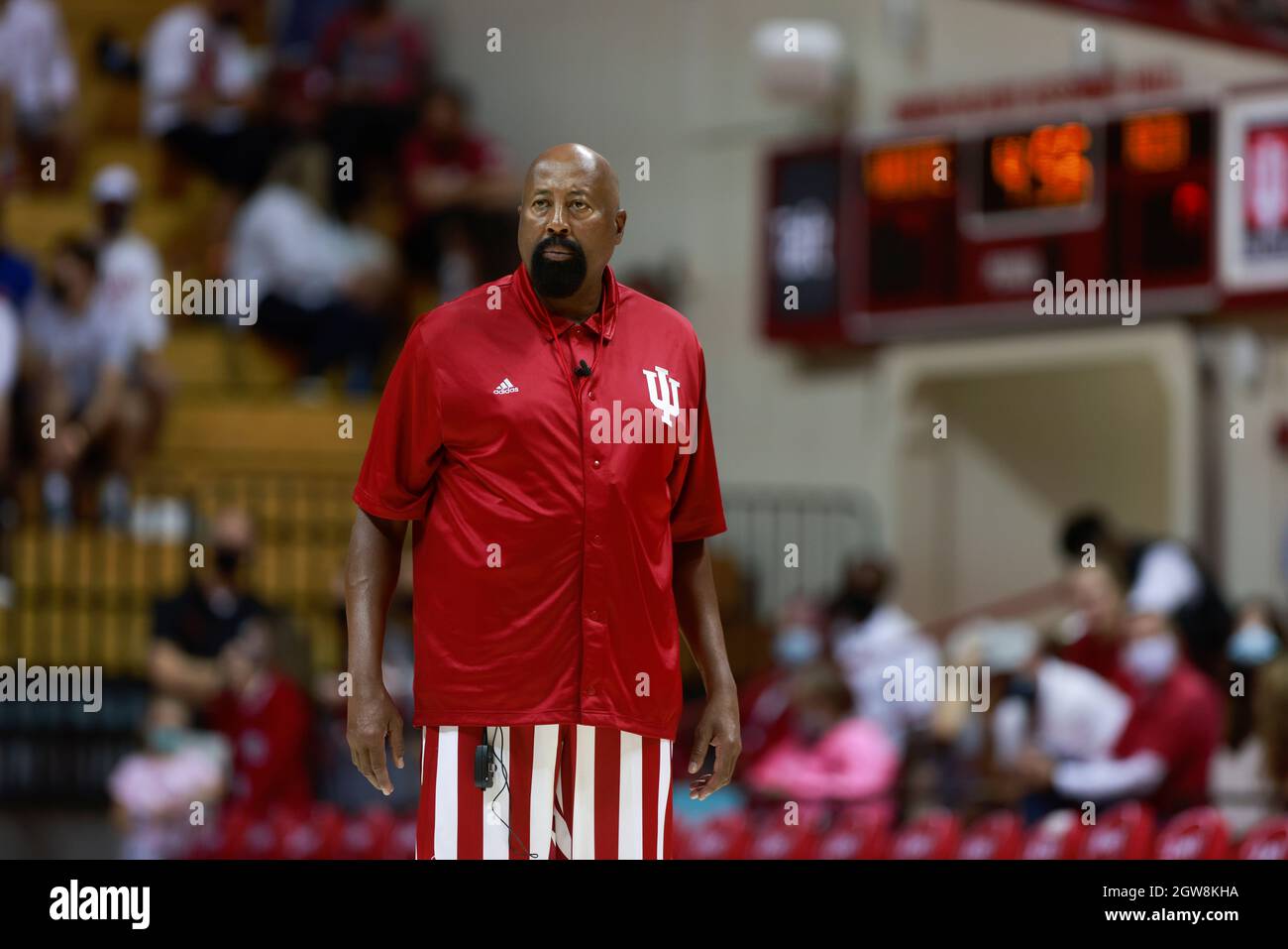 Bloomington, United States. 02nd Oct, 2021. Indiana University Men's  Basketball Coach Mike Woodson coaches during Hoosier Hysteria at Simon  Skjodt Assembly Hall. Credit: SOPA Images Limited/Alamy Live News Stock  Photo - Alamy