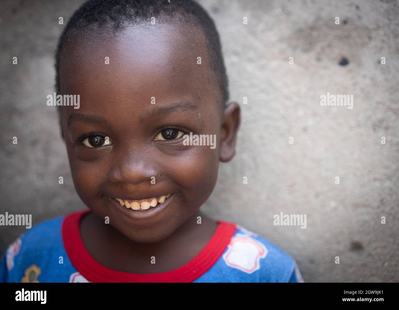 Black african boy face hi-res stock photography and images - Alamy