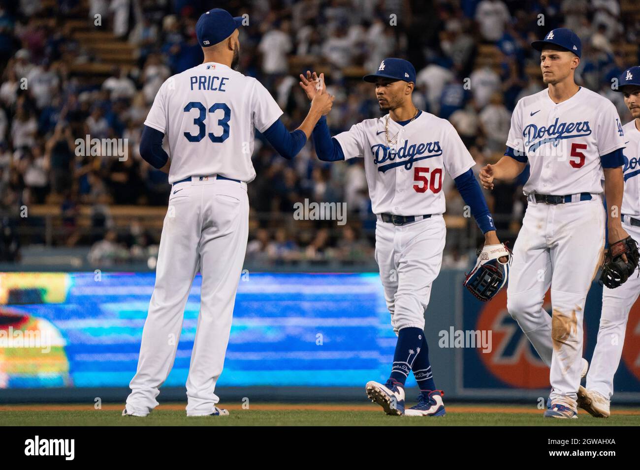 Los Angeles Dodgers starting pitcher David Price (33) and right