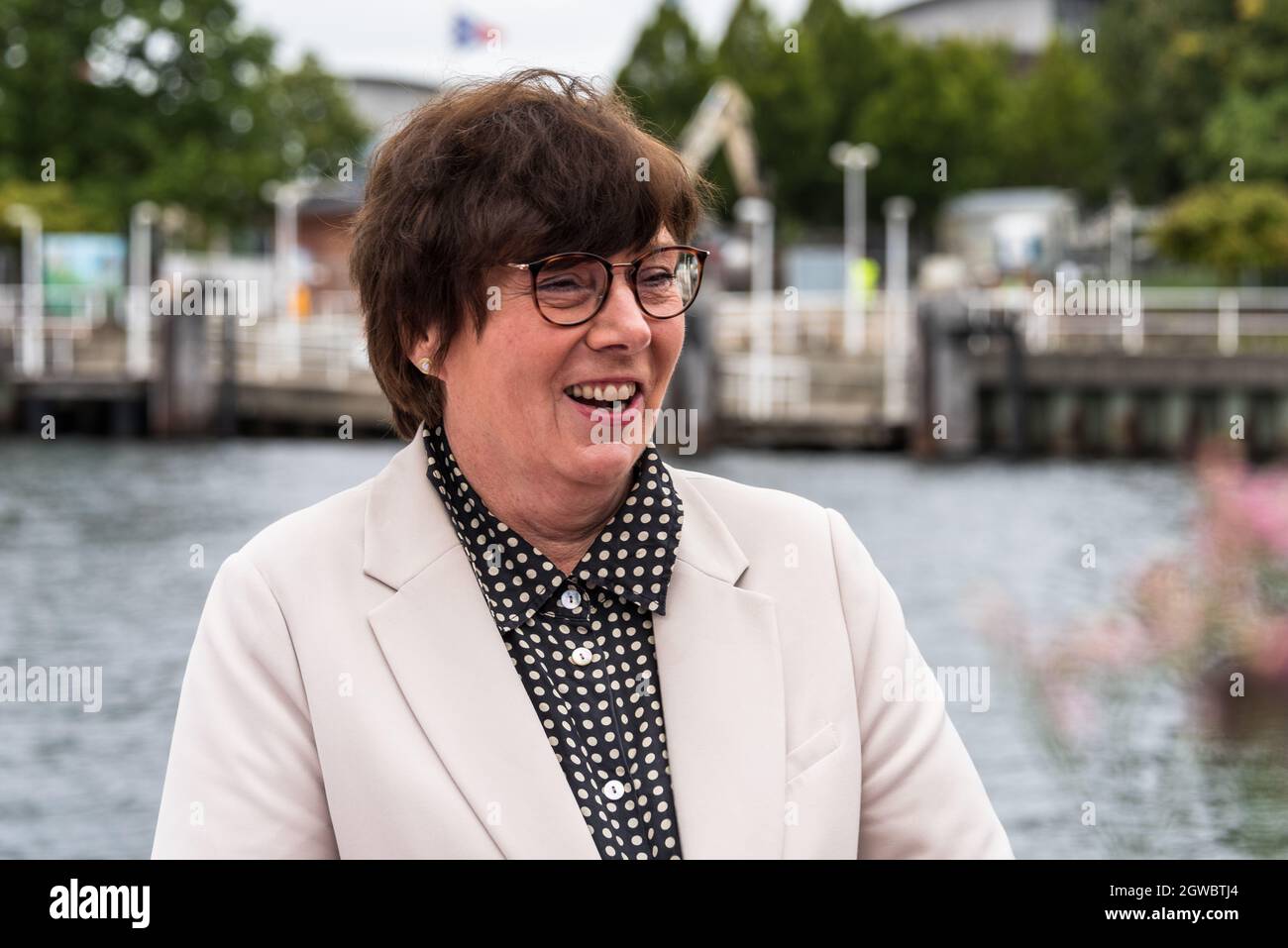 Porträt der Innenministerin des Landes Schleswig-Holstein bei GEOMAR in Kiel Stock Photo
