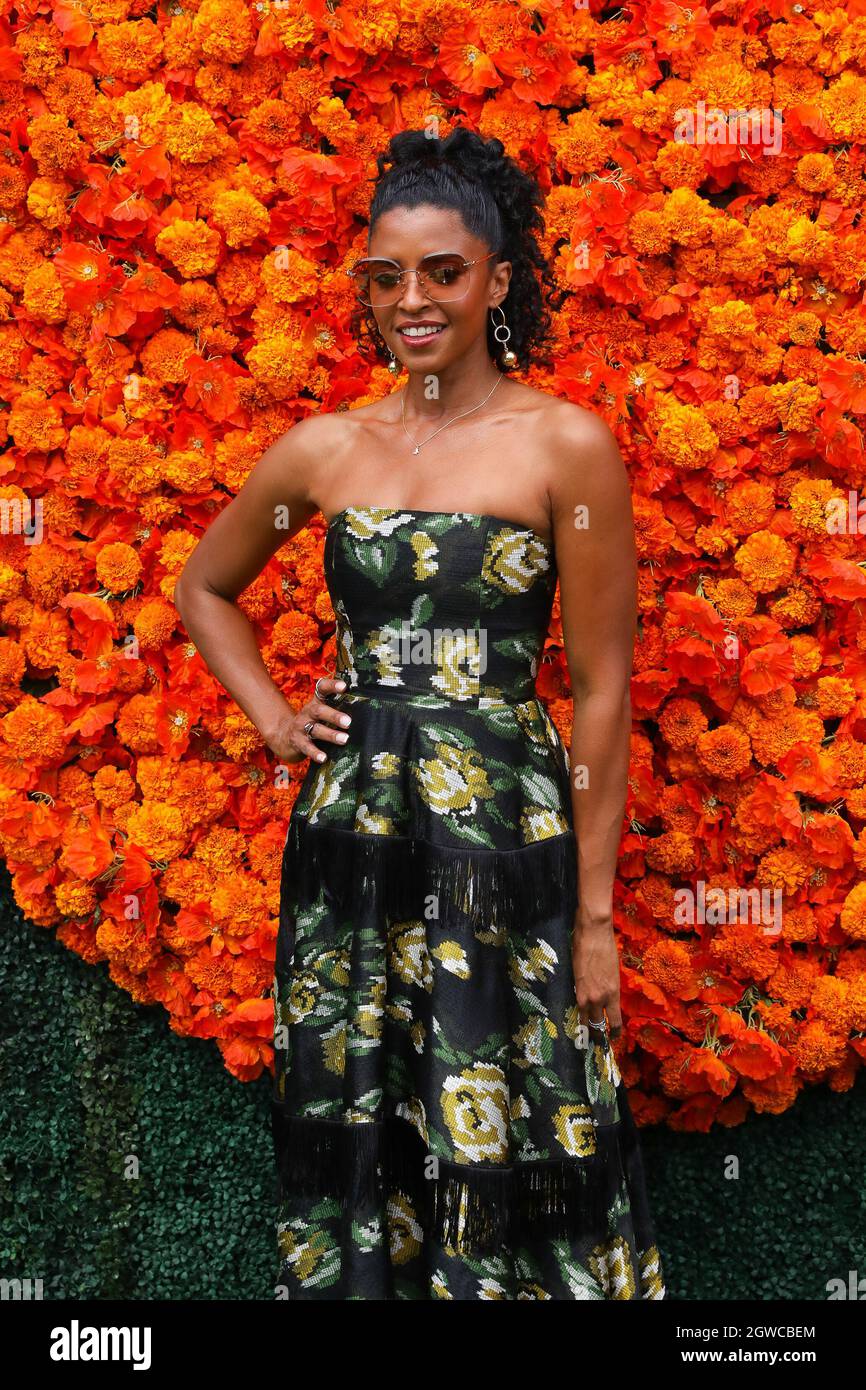 Renée Elise Goldsberry arrives at The Veuve Clicquot Polo Classic at Will Rogers State Historic Park in Los Angeles, California on October 2, 2021. (Photo by Conor Duffy/Sipa USA) Stock Photo
