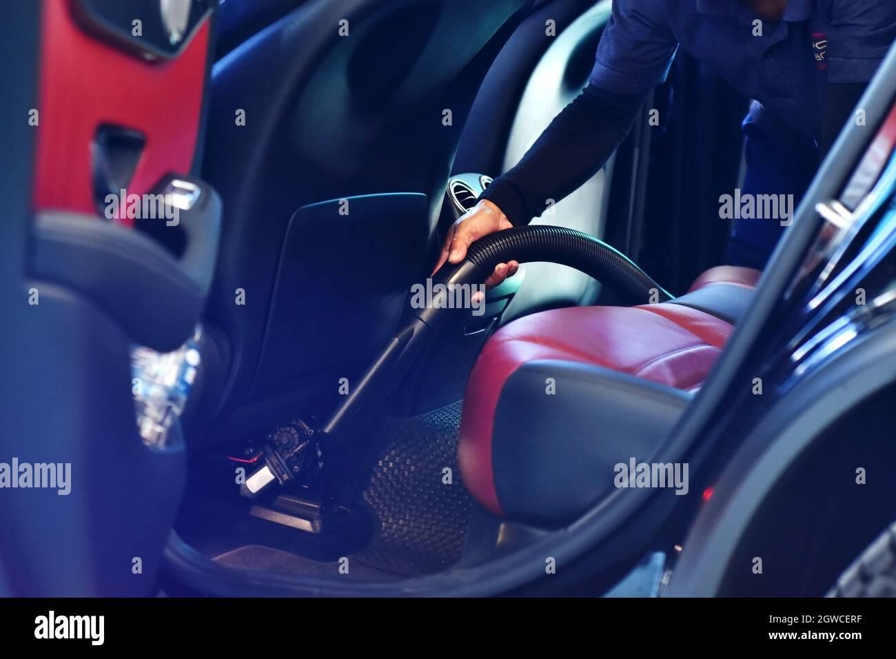 Vacuum car black interior hires stock photography and images Alamy