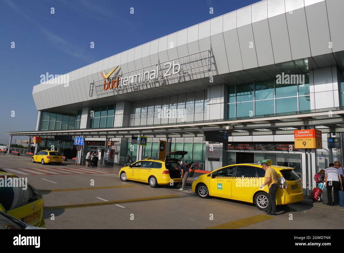 Terminal 2B, Budapest Airport, Budapest, Hungary Stock Photo - Alamy