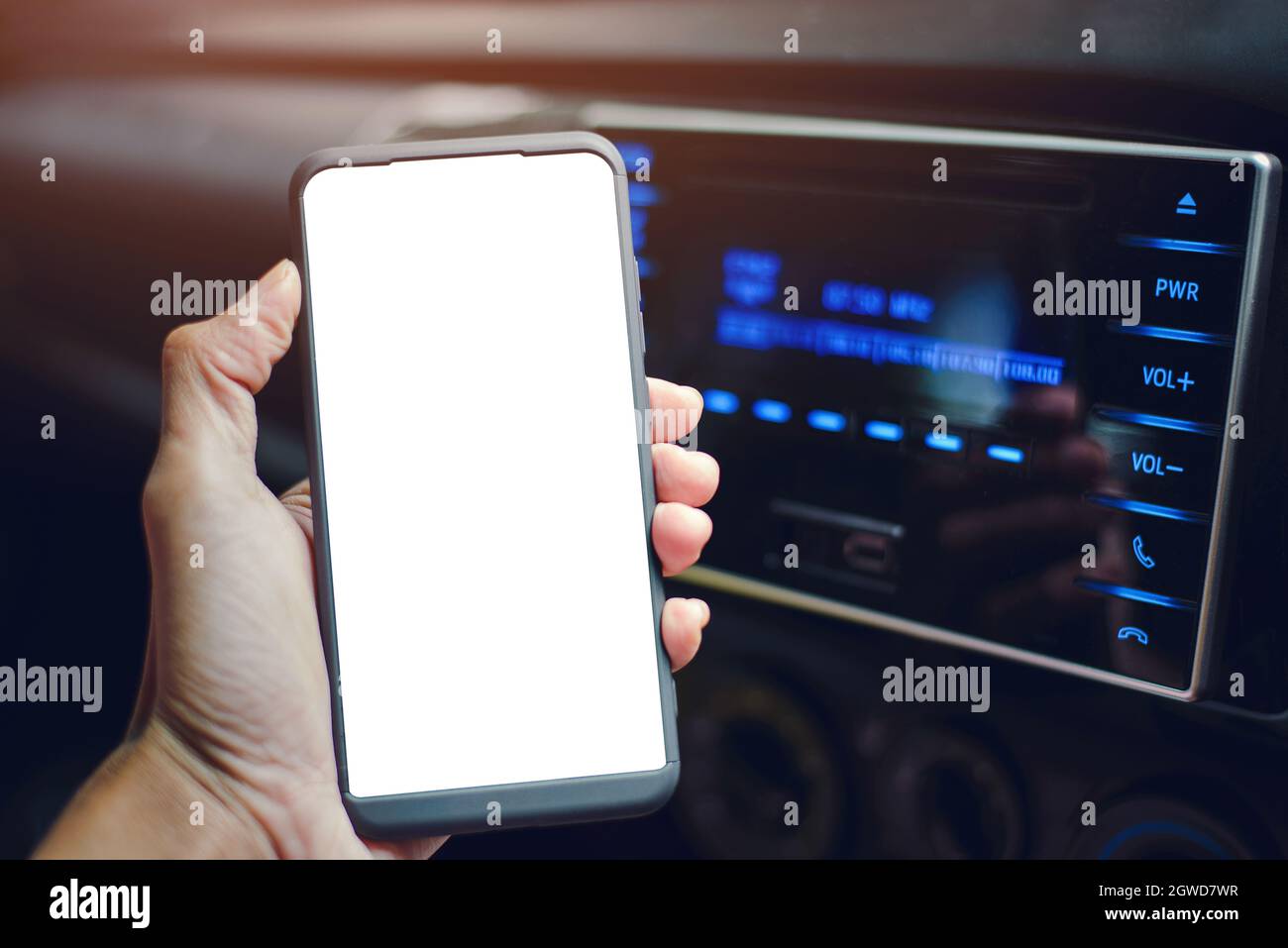 Bluetooth and car dashboard hires stock photography and images Alamy