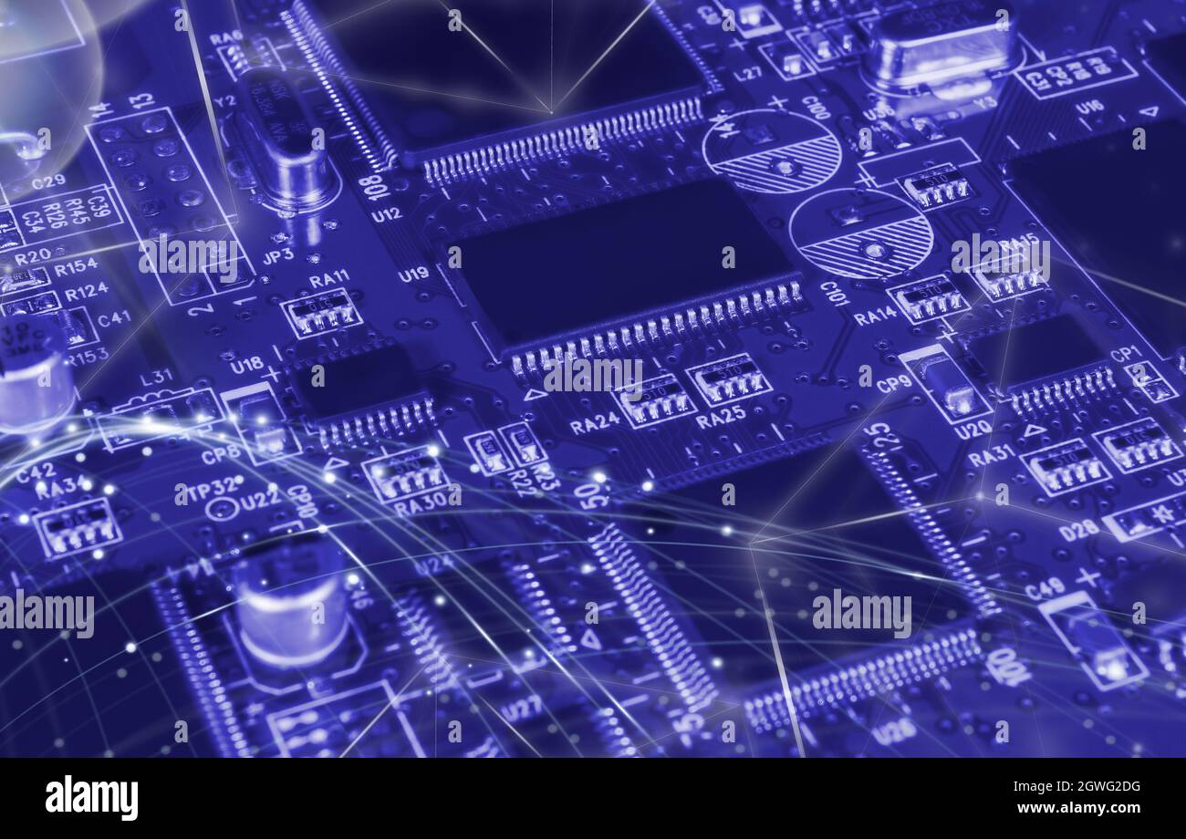 electronic circuit board with passive and active circuit components and