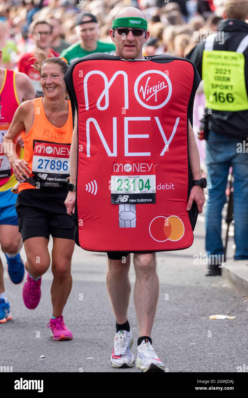 Tower Hill, London, UK. 3rd Oct, 2021. The rescheduled Virgin Money