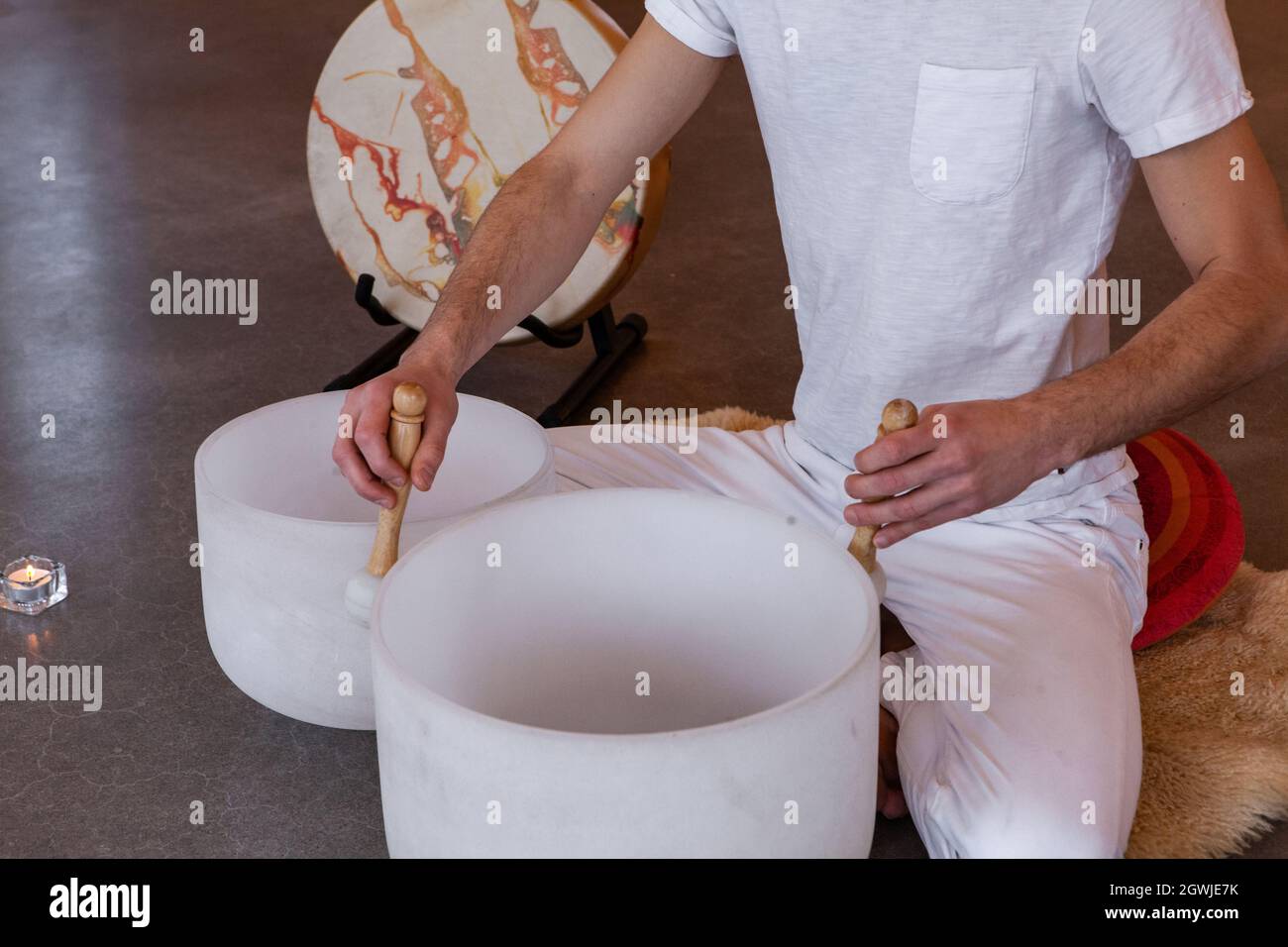 Chanting therapy hi-res stock photography and images - Alamy