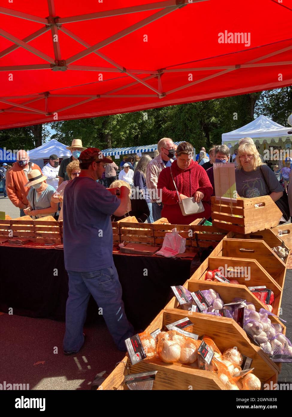 Saugerties Garlic Festival, Oct. 2nd and 3rd 2021 Stock Photo Alamy