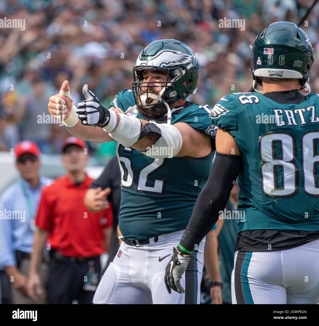 Philadelphia, Pennsylvania, USA. 3rd Oct, 2021. Eagles center JASON KELCE,  #62, has a sarcastic thumbs up for the officials after a call late in an  NFL football game between the Philadelphia Eagles