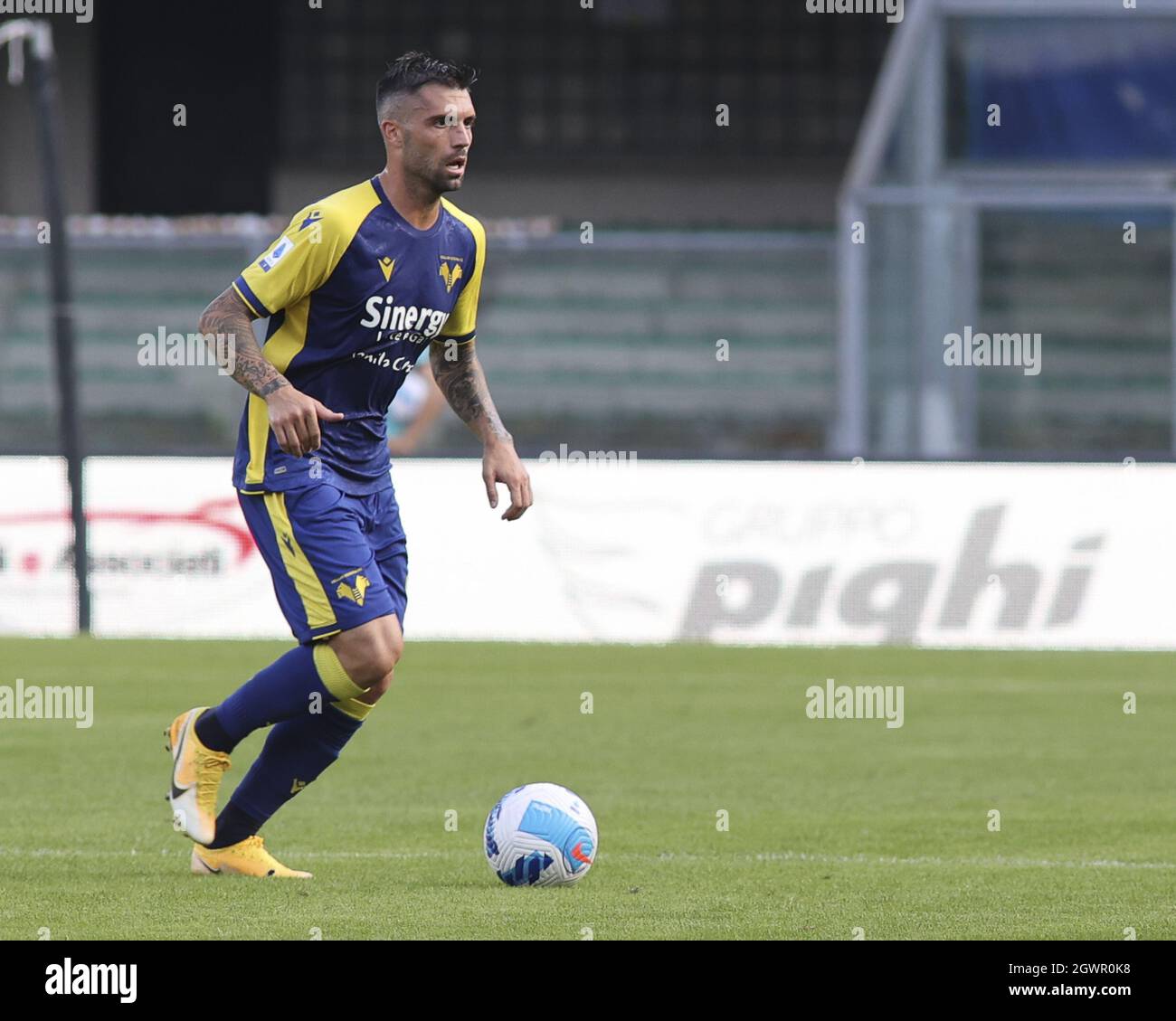 Verona, Italia. 03rd Oct, 2021. 24 Daniel Bessa -Verona durante Hellas  Verona FC vs Spezia Calcio,